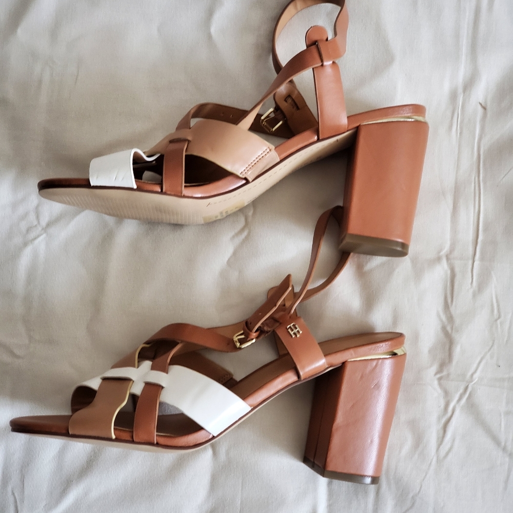 Tommy Hilfiger Sandal Size 10